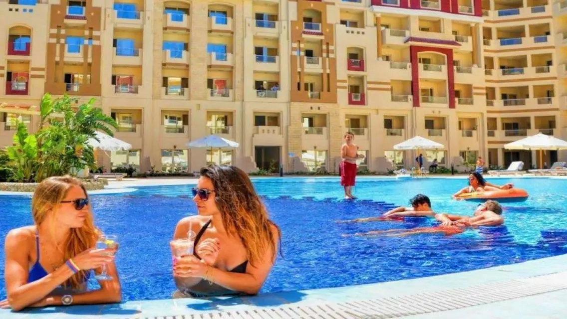 شقة فاخرة بـ 51 متر مطلة على بحيرات