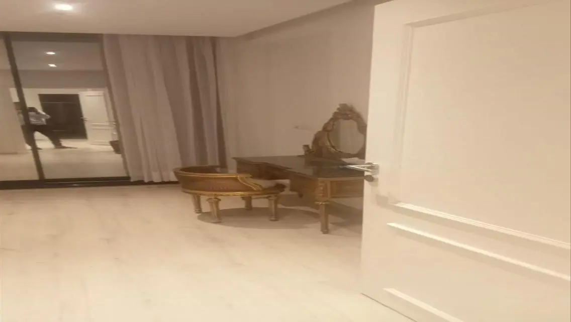 Luxury Duplex for Rent with Private Entrance in West Golf Extension