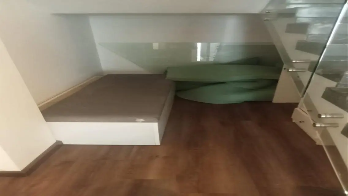 Luxury Duplex for Rent with Private Entrance in West Golf Extension