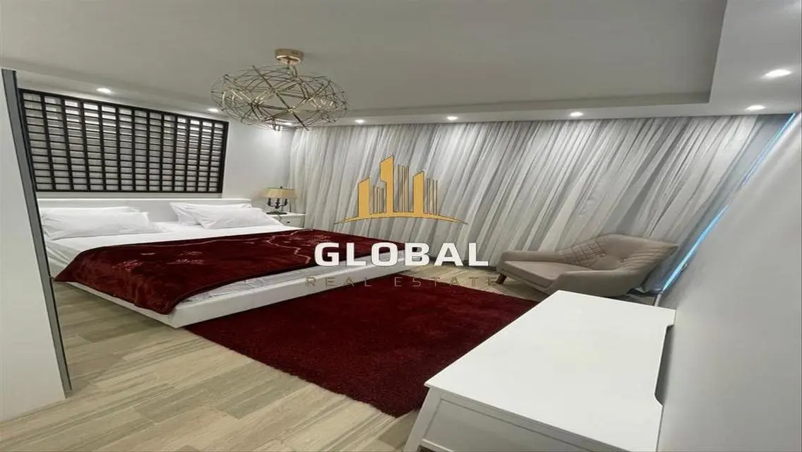 Luxury Apartment in Code-lake 1