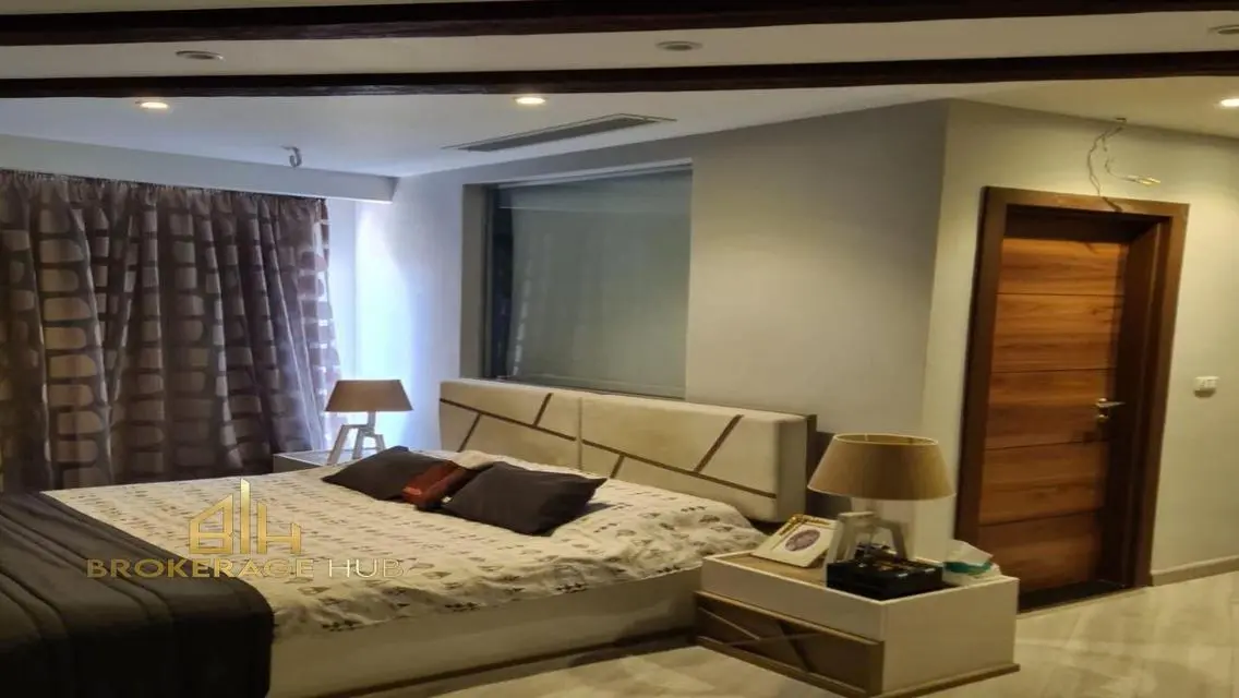 Luxury Villa with Spacious Area and Private Pool
