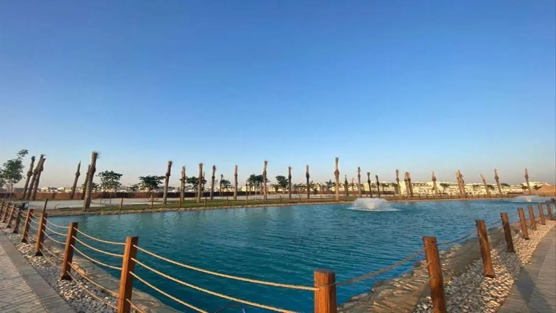 Luxury Apartment with Balcony and Shared Pool