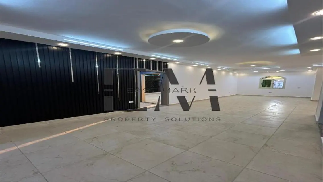 Apartment for Rent - 220 Square Meters for 30000