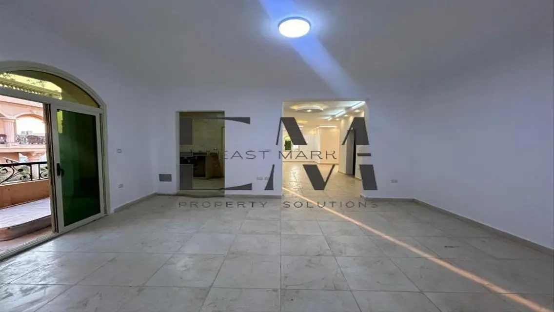 Apartment for Rent - 220 Square Meters for 30000