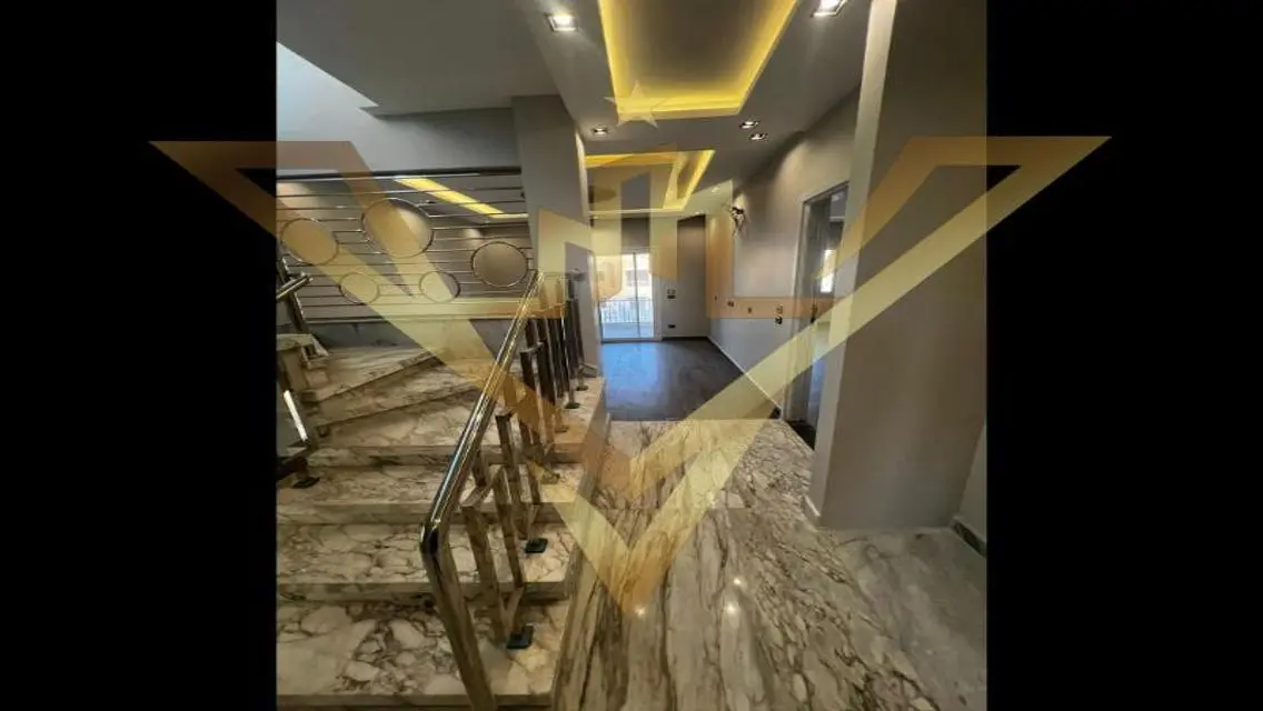 Luxury Apartment with Extensive Amenities