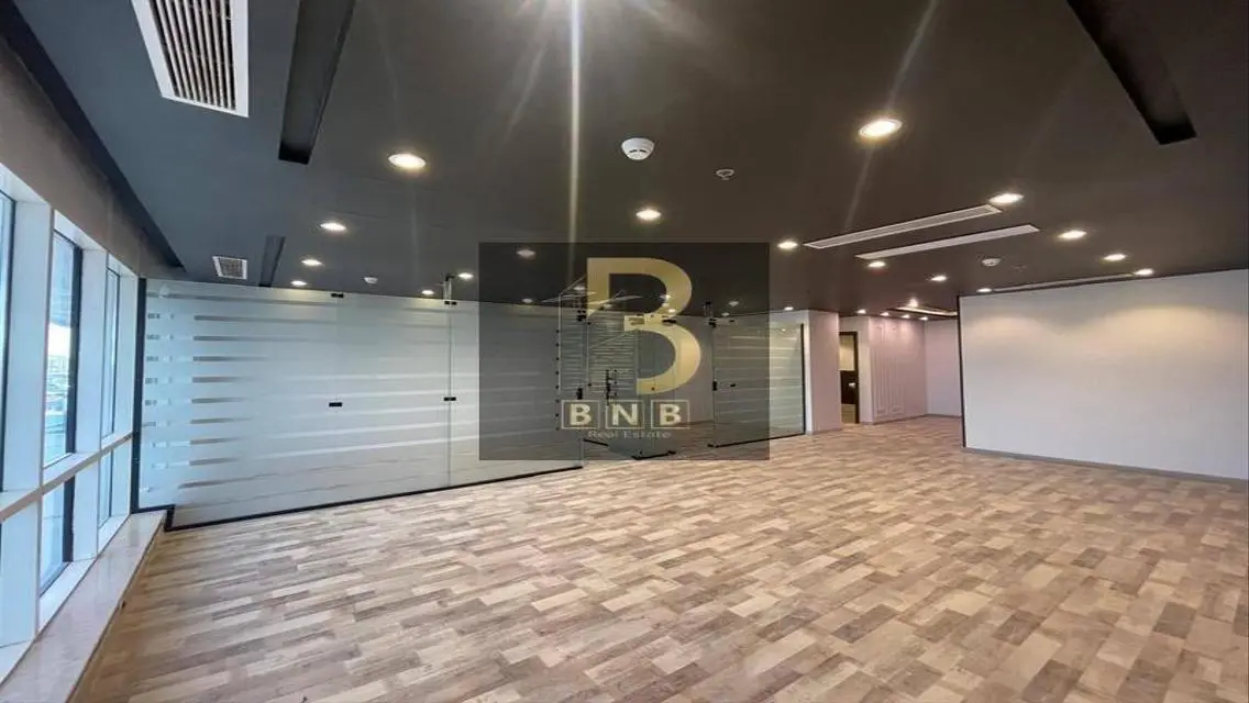 Amazing 123 sqm Apartment in the Heart of the City