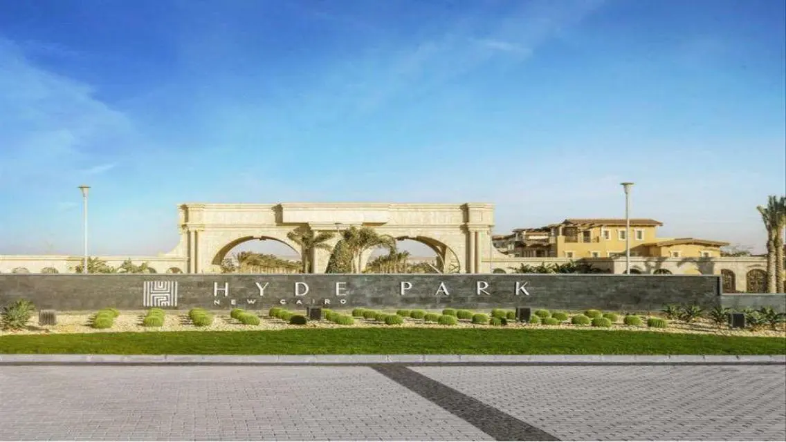 Villa for Sale in Hyde Park - 168 Square Meters