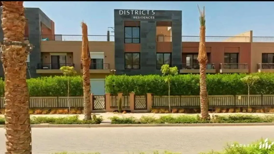 Luxury Villa for Sale with Spacious Area and Private Garden