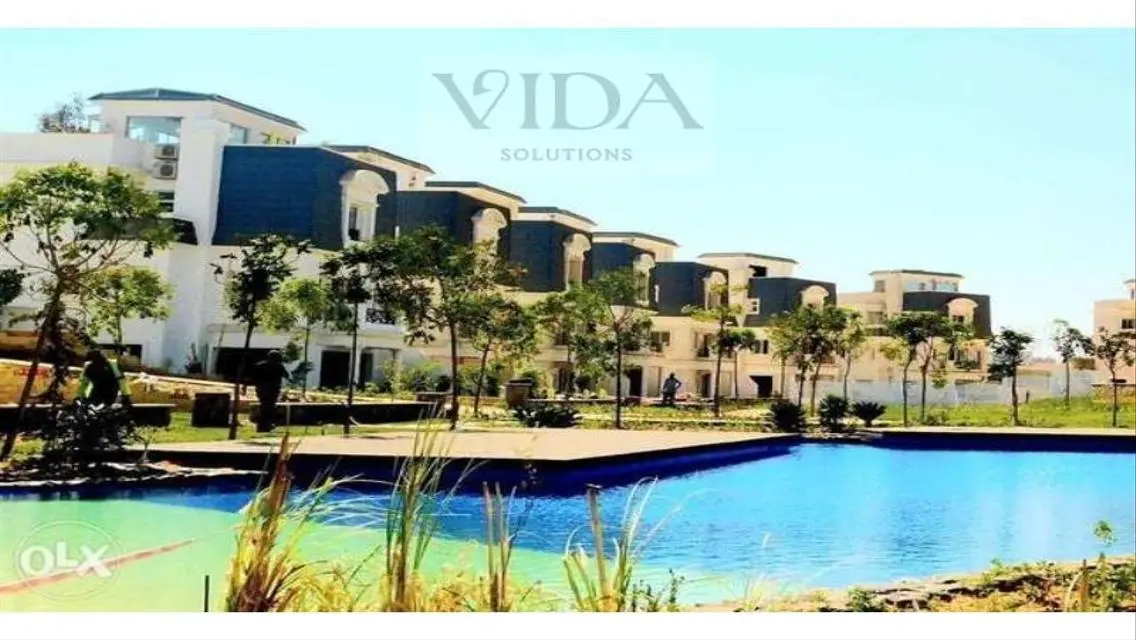 Luxurious Apartment with Balcony and Shared Pool