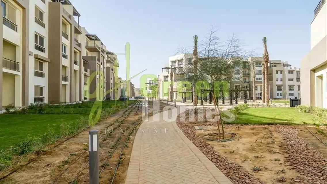 Green House for Sale - 3 Bedrooms