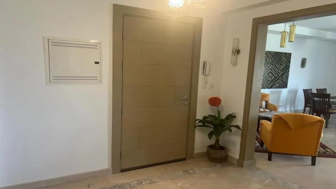 Luxury Apartment with Stunning View - 200 sqm