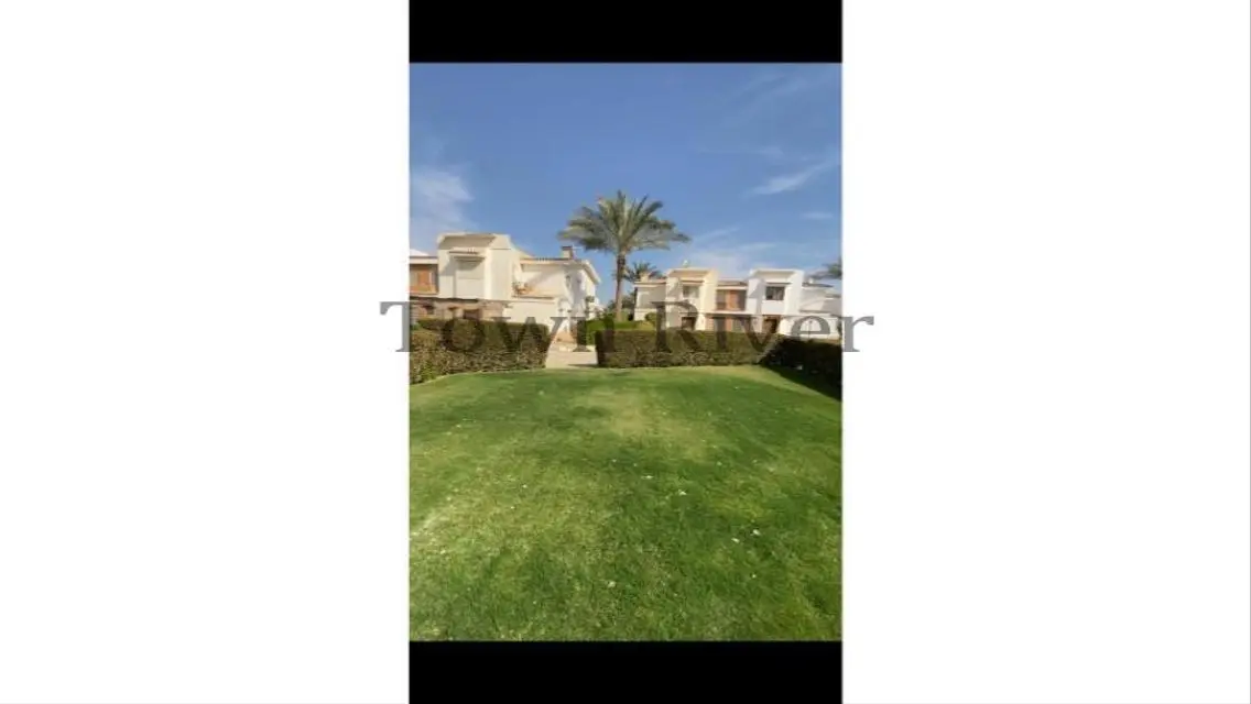 منزل فخم مع شرفة وحديقة خاصة للإيجار