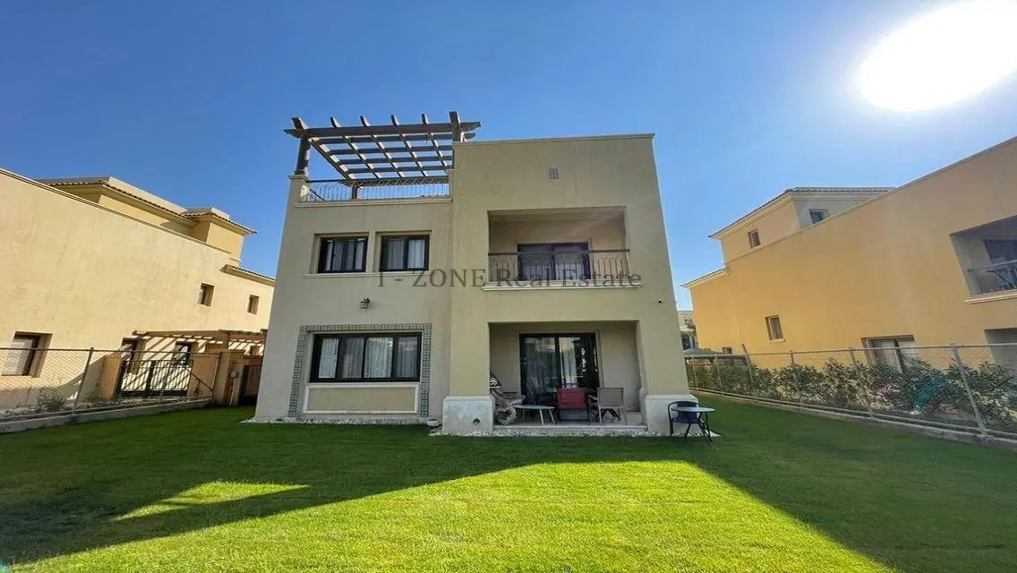 Luxury Apartment for Sale in I-Zone - 356 Square Meters