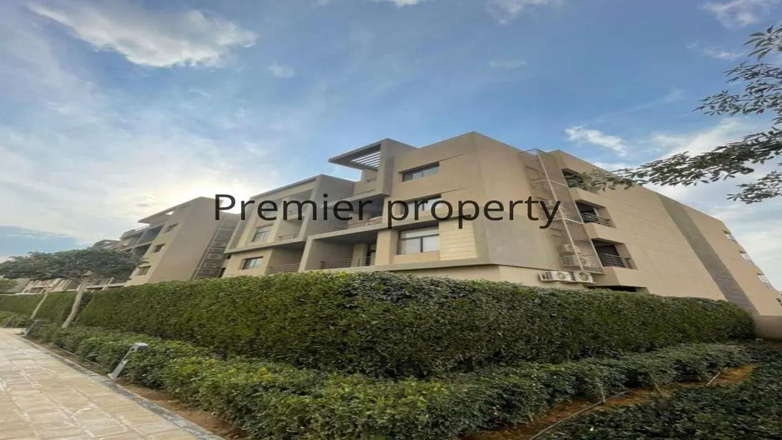 Luxury Apartment for Sale in Fifth Square - Al Marasem, New Cairo