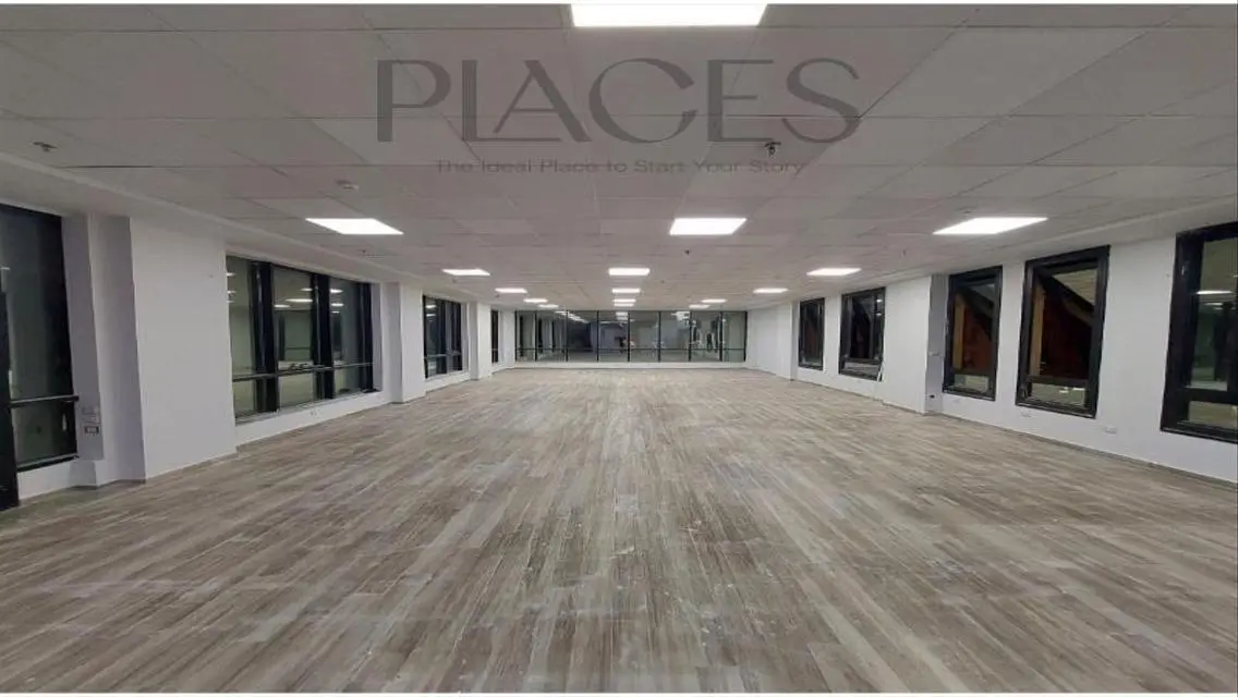 Modern Office with Spacious Facilities