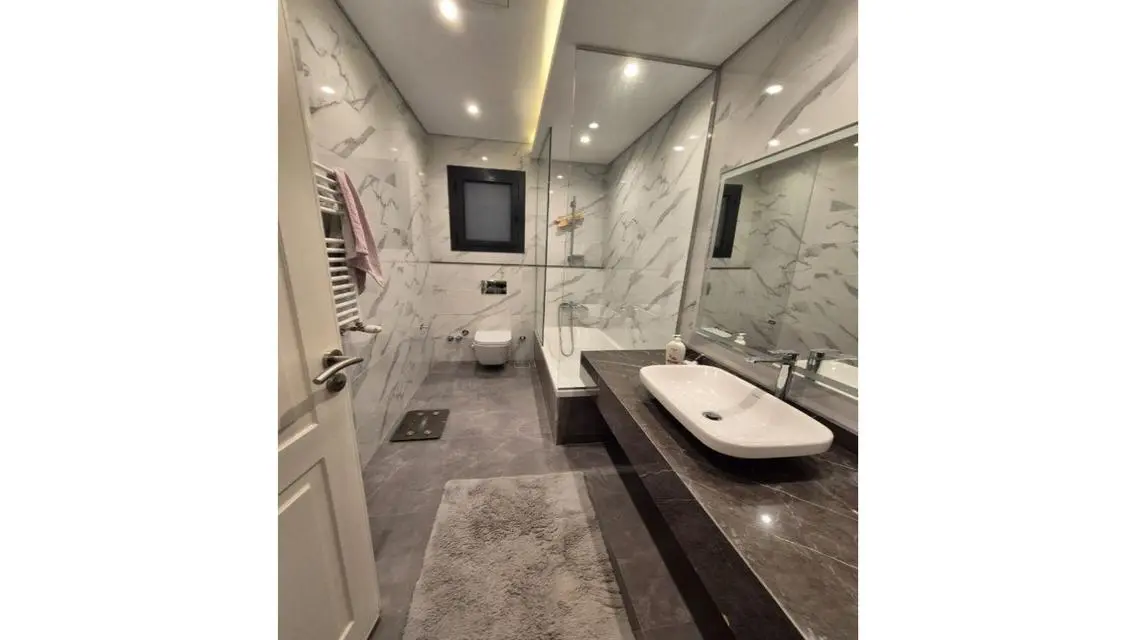 Luxury 4-Bedroom Apartment with Private Pool in the City Center