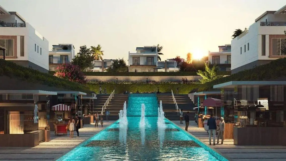 Luxurious 186 sqm Apartment overlooking Lake with Shared Pool
