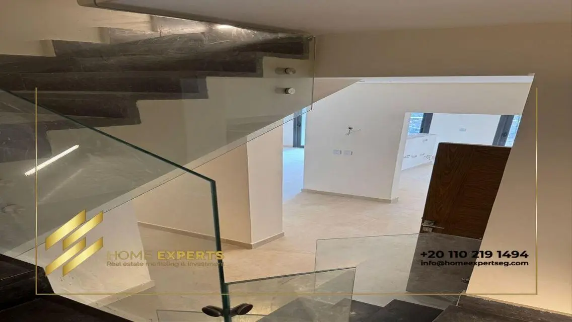 Luxury Apartment with Private Garden and Shared Pool