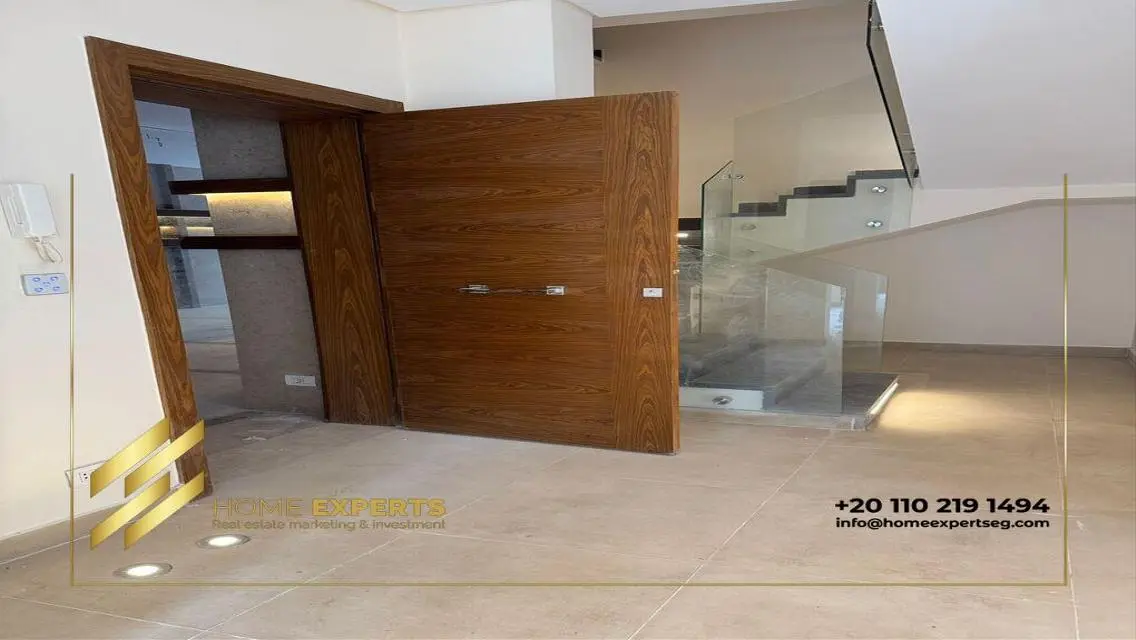 Luxury Apartment with Private Garden and Shared Pool