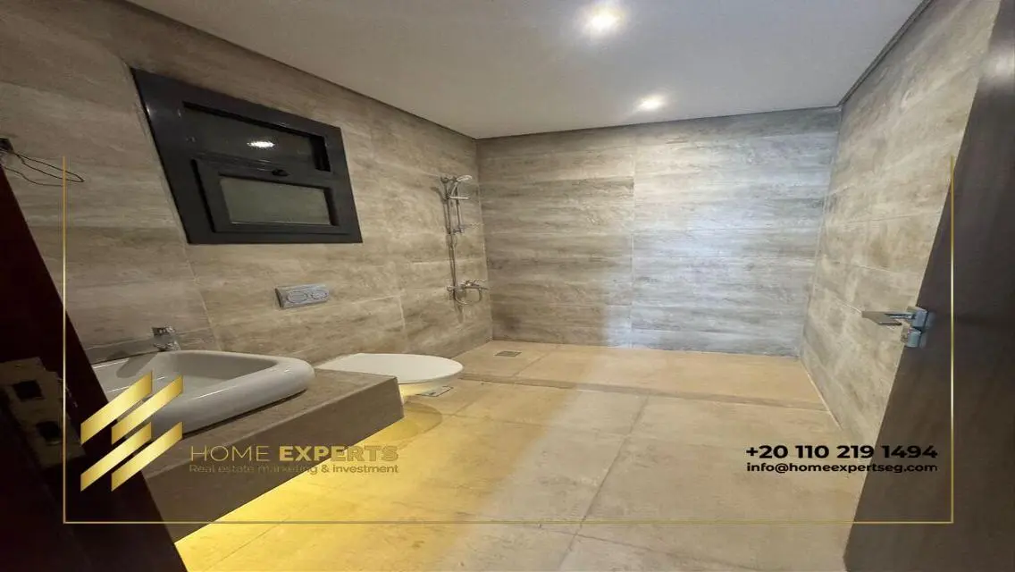 Luxury Apartment with Private Garden and Shared Pool
