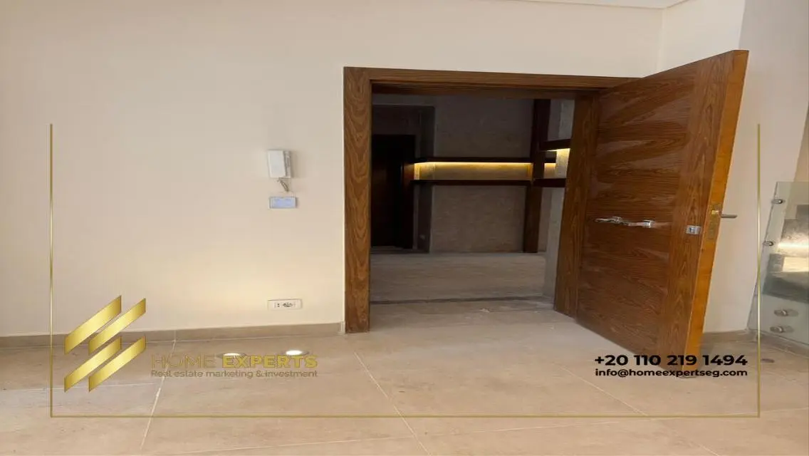 Luxury Apartment with Private Garden and Shared Pool