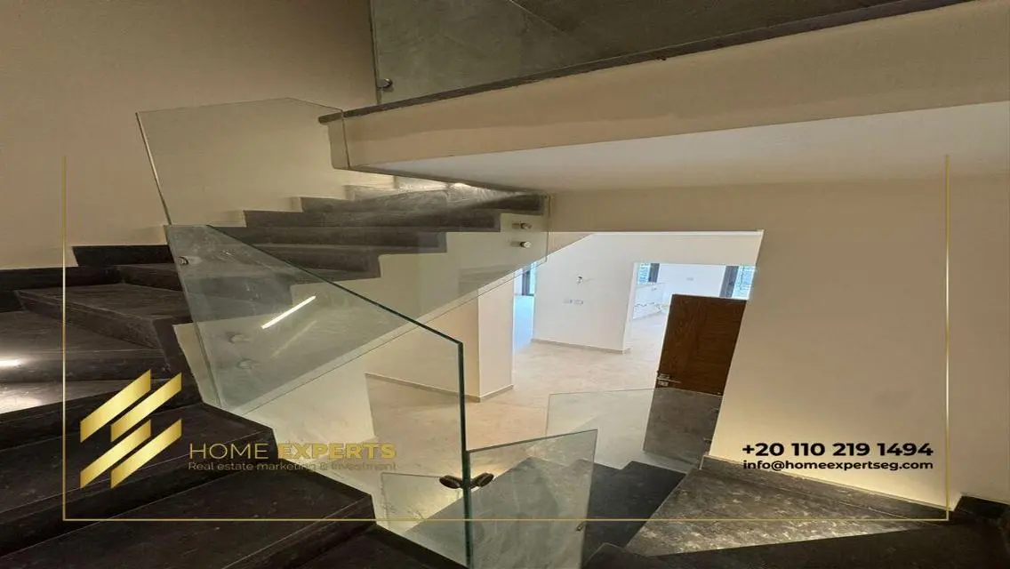 Luxury Apartment with Private Garden and Shared Pool