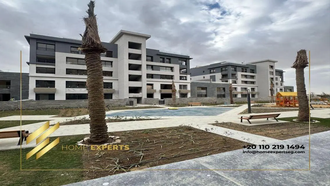 Luxury Apartment with Private Garden and Shared Pool