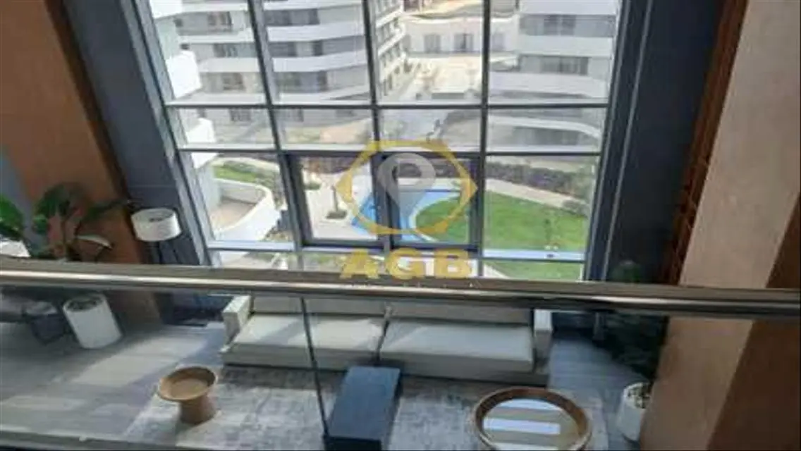 فيلا فاخرة للبيع في بلومفيلدز
