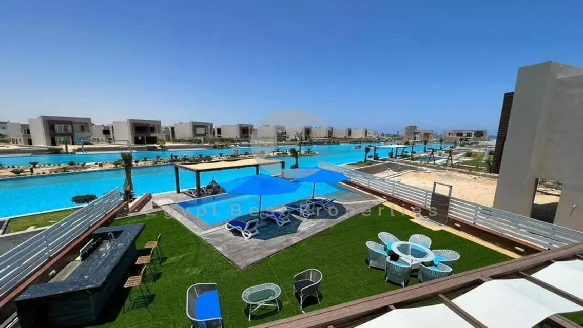 Luxury Villa with Private Garden and Pool