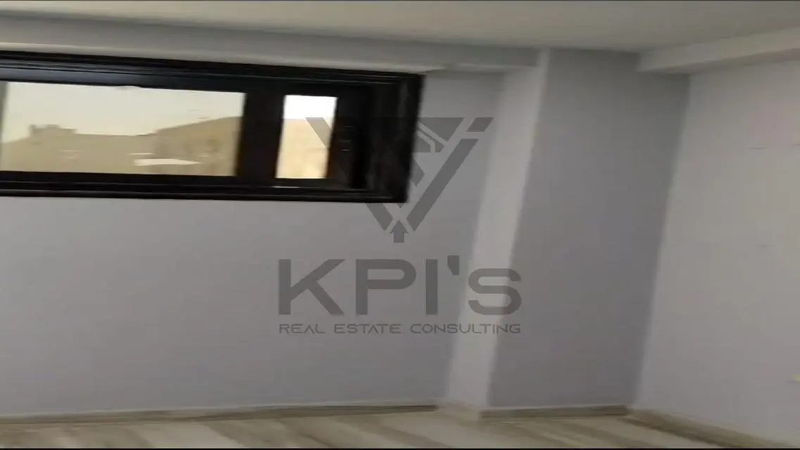 شقة مميزة في جولدن بلازا للبيع