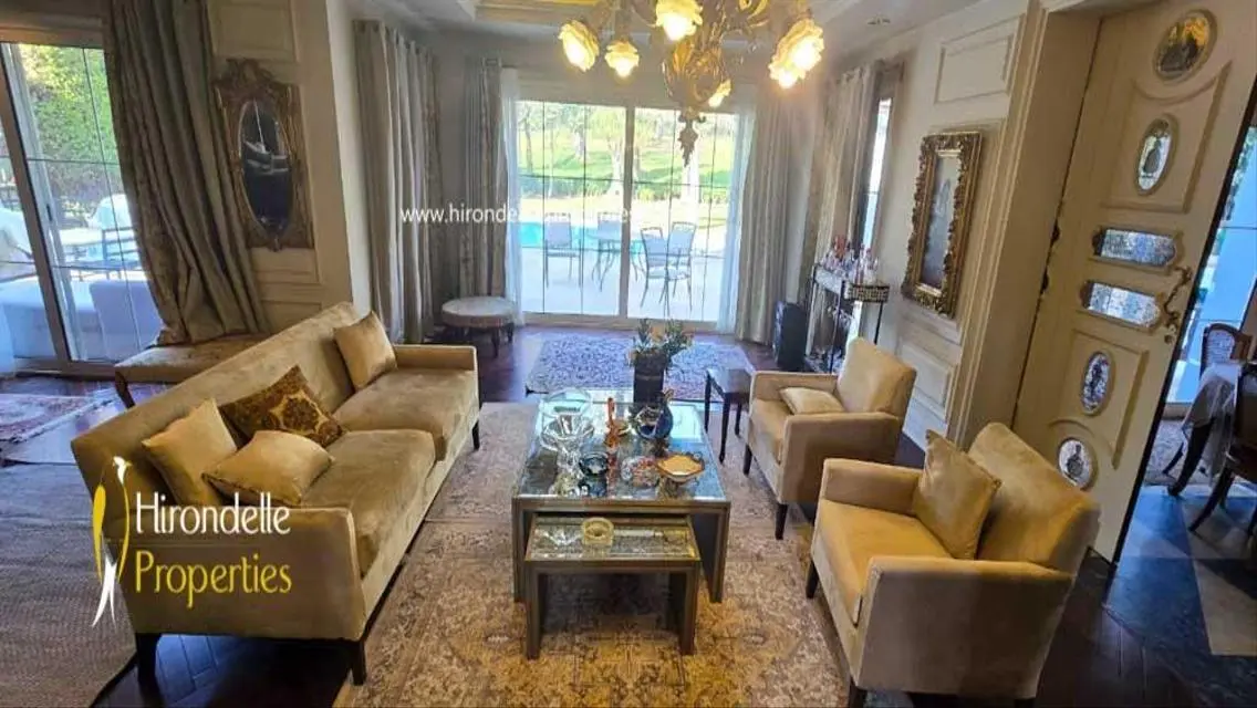 Luxury Villa with Spacious Area and Stunning View
