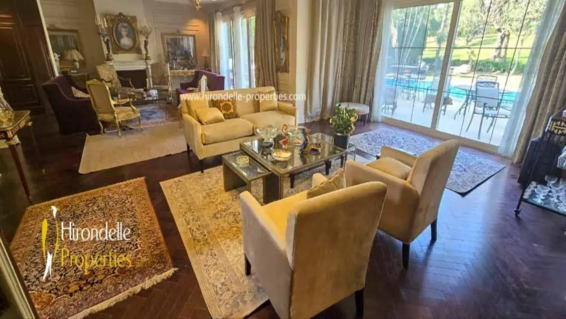 Luxury Villa with Spacious Area and Stunning View