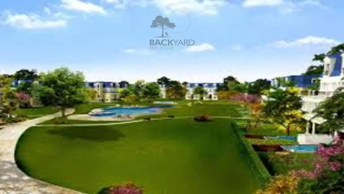 Hyde Park Apartment 133 with Stunning Views!