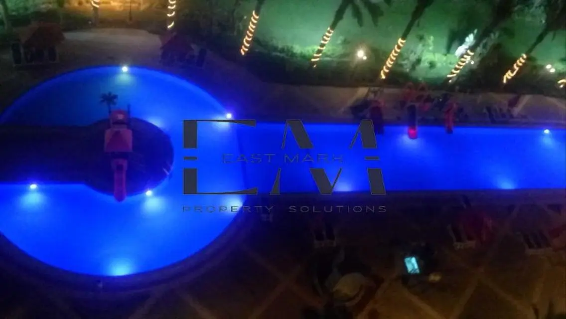 شقة رائعة بسعر مغري مع تكييف ومسبح مشترك