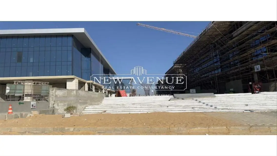Exclusive Property with 2032 sqm and Meeting Room
