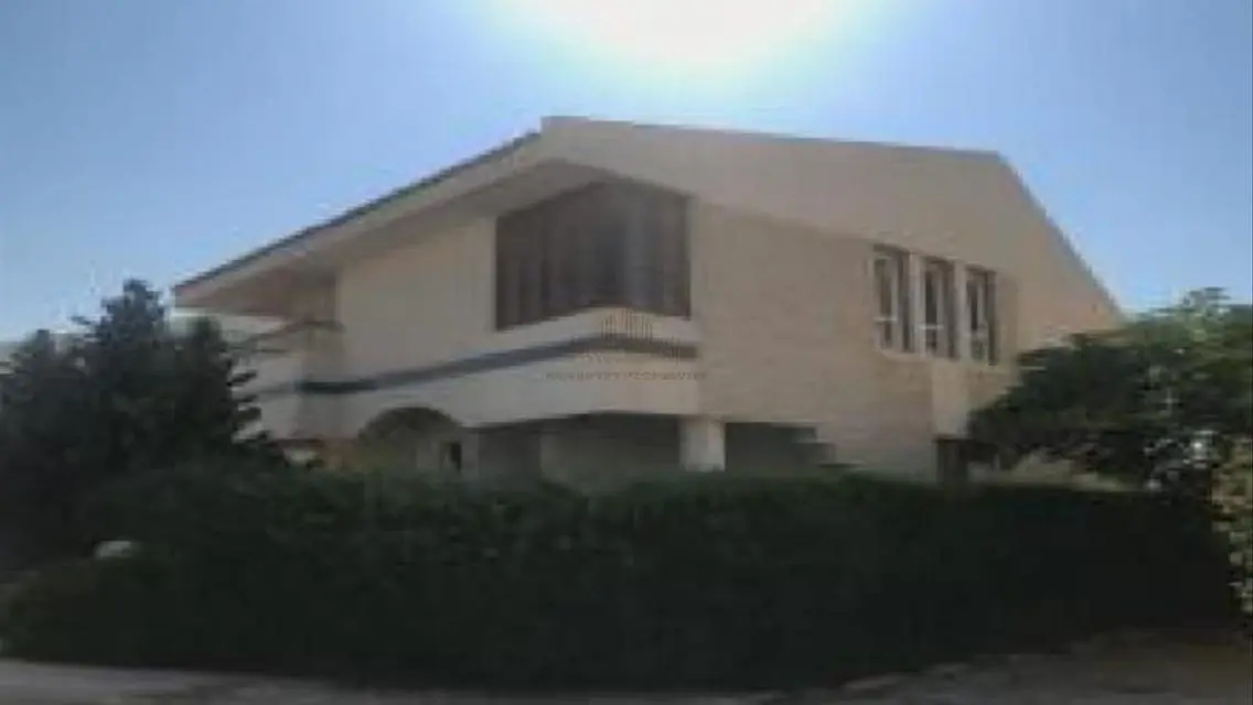 شقة فاخرة للبيع بمساحة واسعة