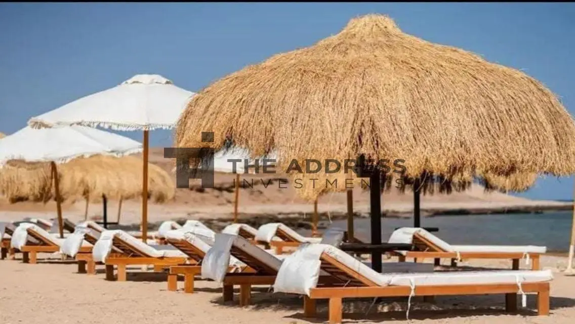 فيلا فاخرة بمساحة واسعة مع مسبح خاص وحديقة خاصة