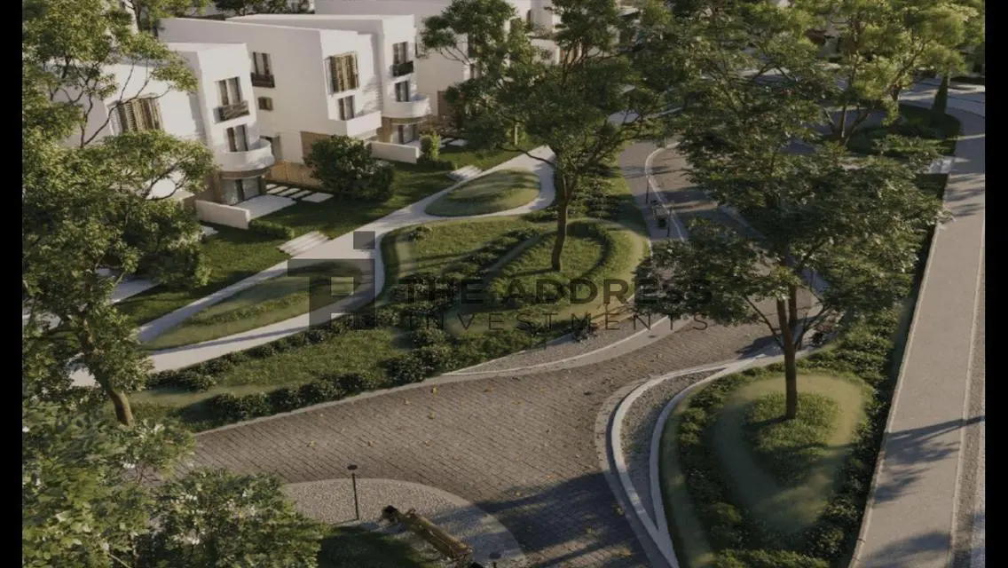 فيلا فاخرة للبيع بتصميم متميز في موقع استراتيجي