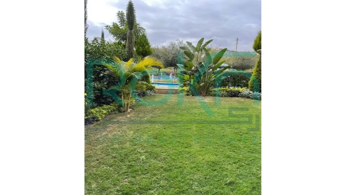 شقة فاخرة في iVilla-268