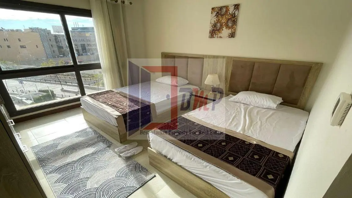 Modern Apartment with Balcony and Shared Pool