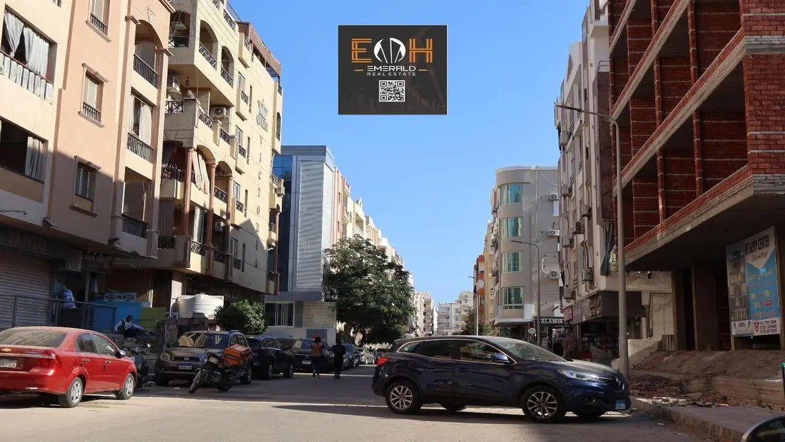 Luxury Apartment with Spacious Design in the City Center