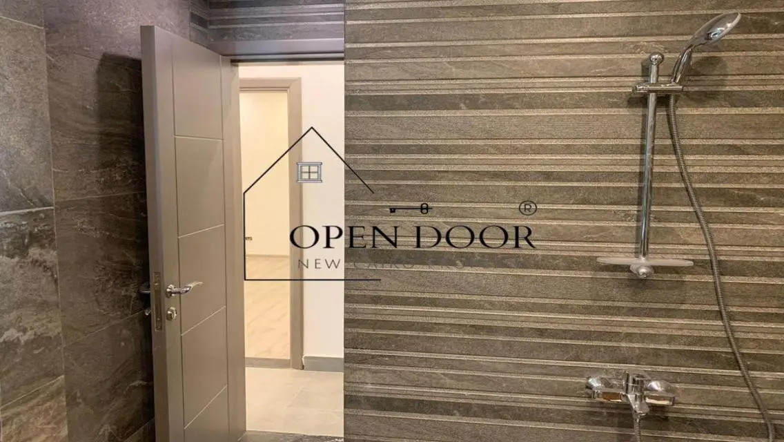 Luxury Apartment with Exclusive Amenities