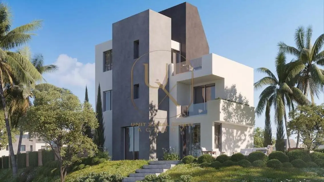 Luxury Villa with Private Garden and Pool
