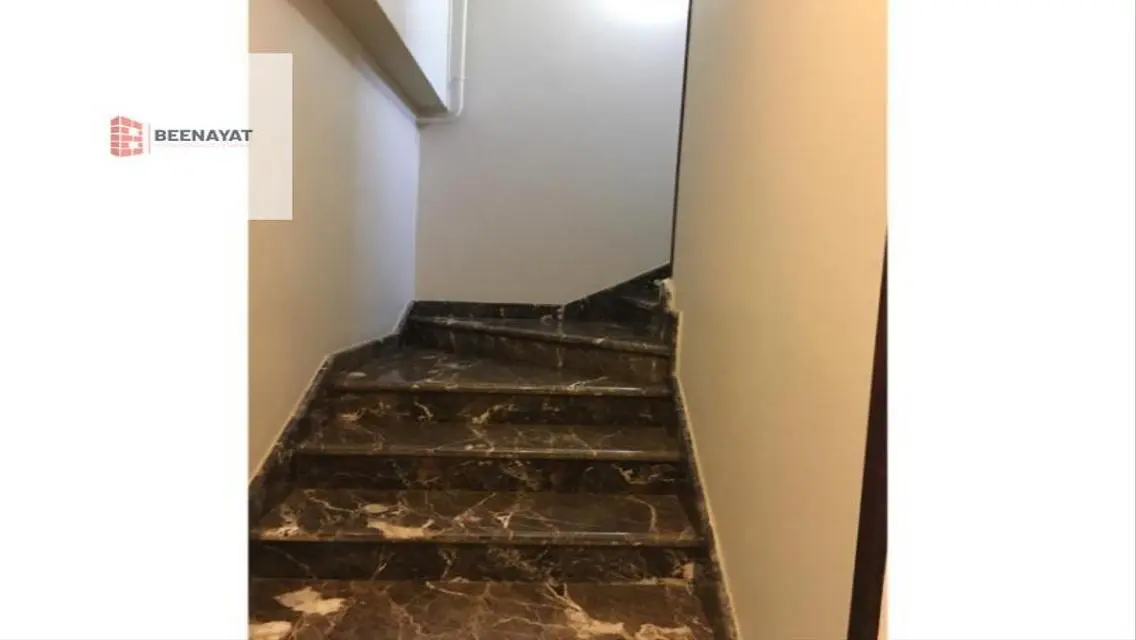 Luxury Villa for Sale with Private Garden in Prime Location