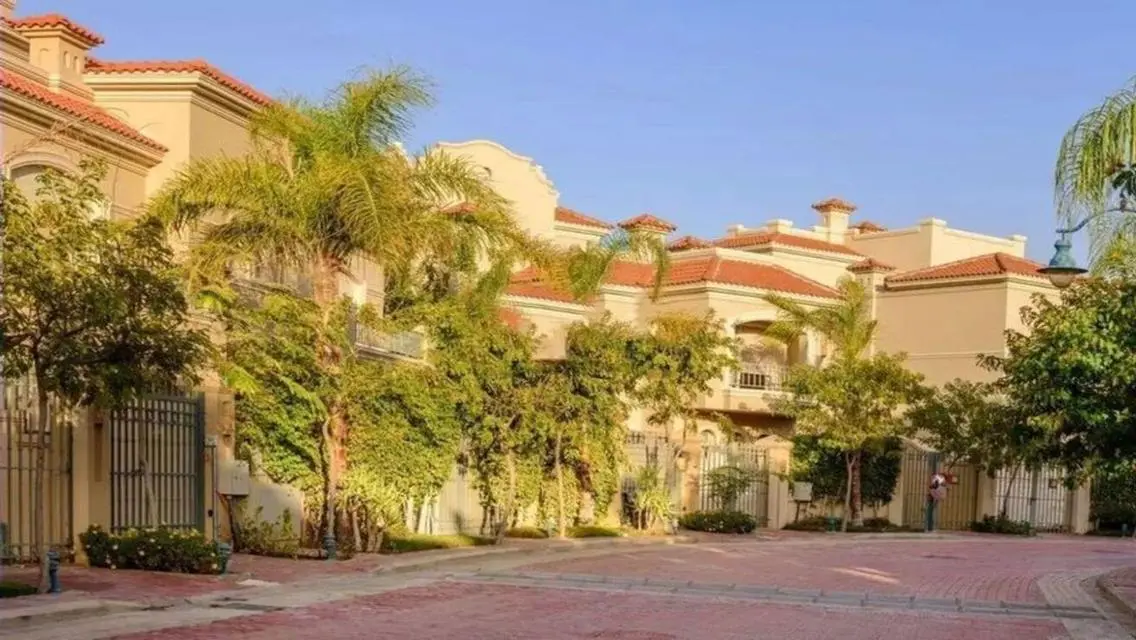 Luxury Villa for Sale in La Vista City 5