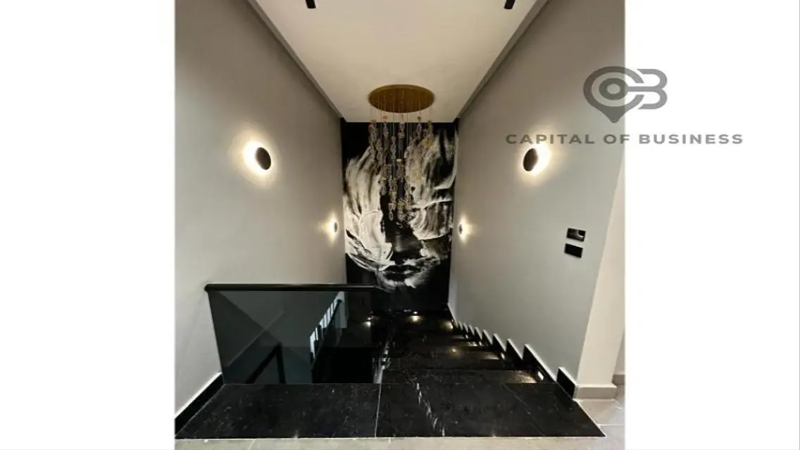 Luxury Apartment of 150 sqm in the Heart of the City