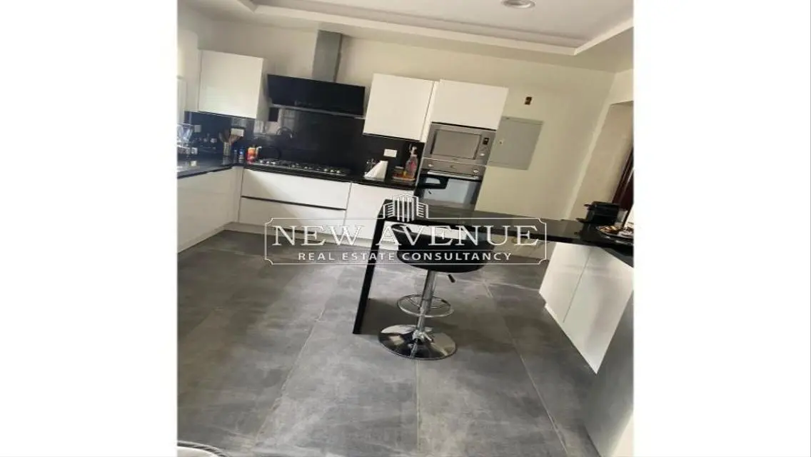 Luxury Triple Play Apartment with Stunning View