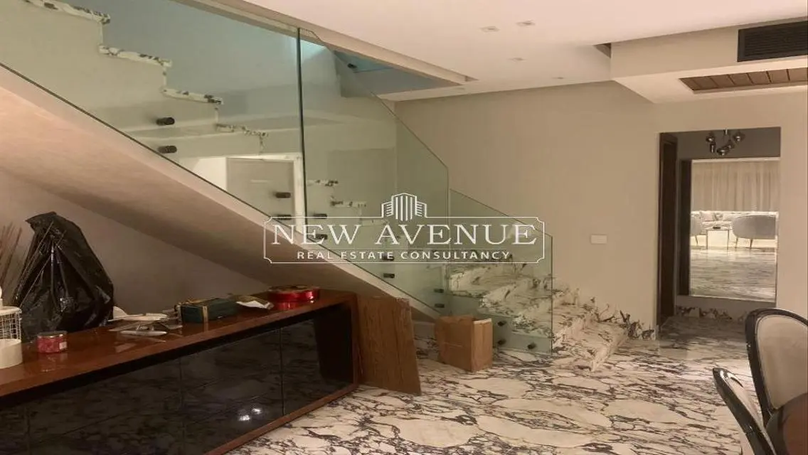 Luxury Triple Play Apartment with Stunning View