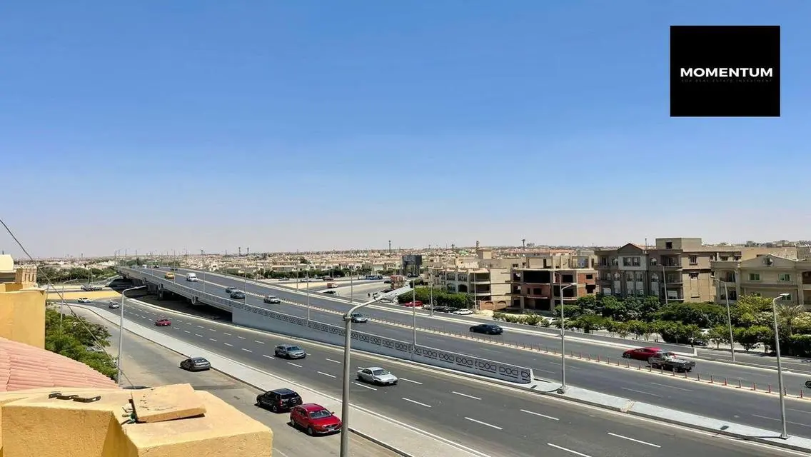 شقة فاخرة مع حديقة خاصة للبيع - ١١ مليون جنيه