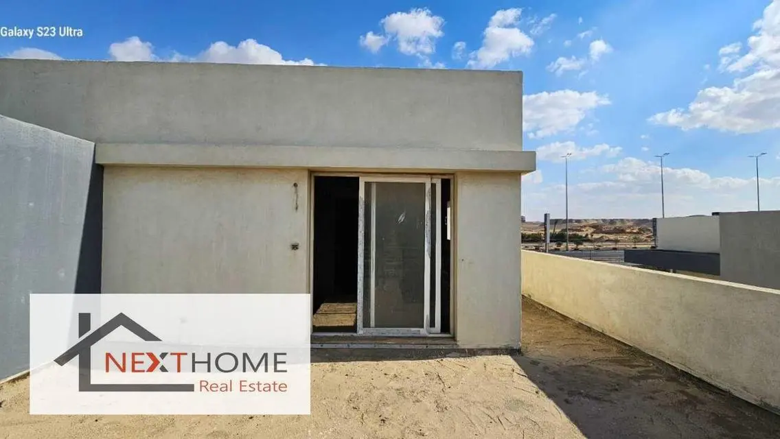 Luxury Apartment for Upscale Living in a Prime Location